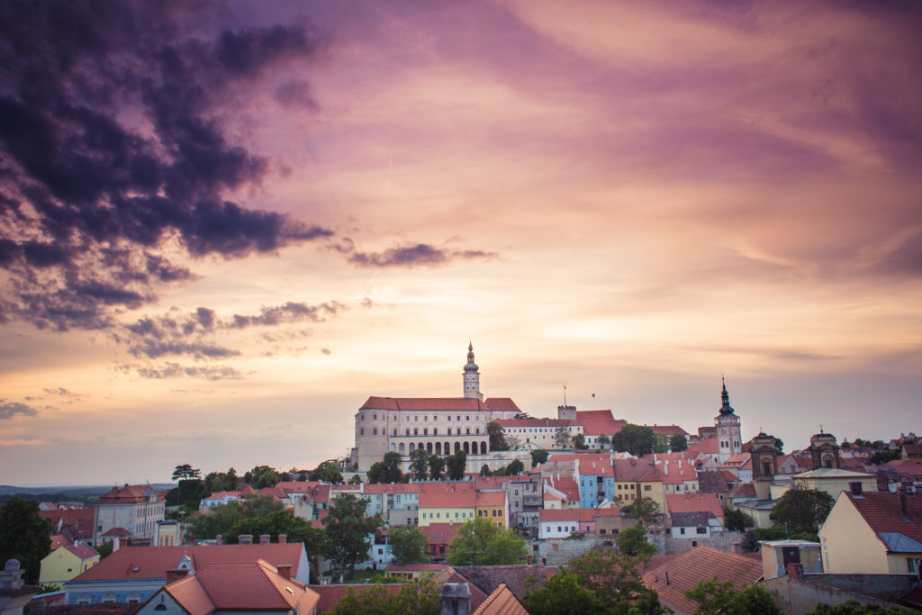 MNOHO MOŽNOSTÍ NA VÝLETY DO PŘÍRODY A ZA BOHATOU HISTORIÍ